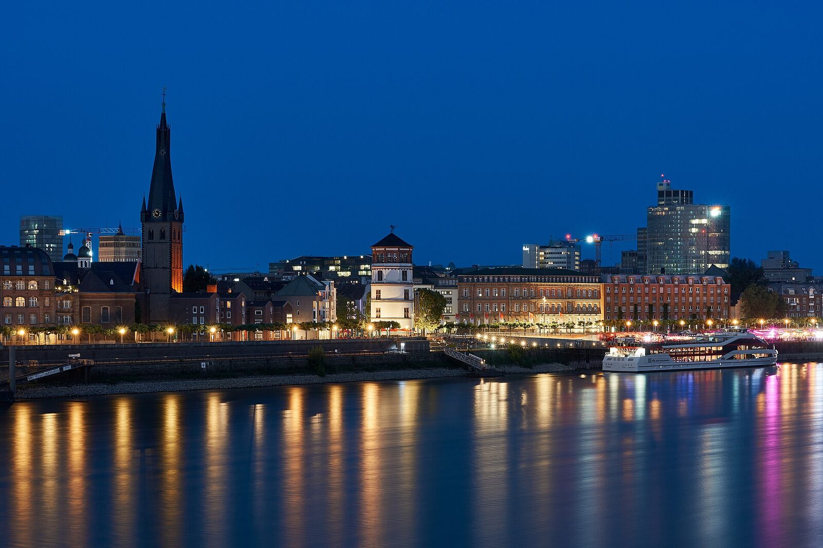 Hochzeitslocations Düsseldorf: 12 Häuser, die ich selbst bespielt habe